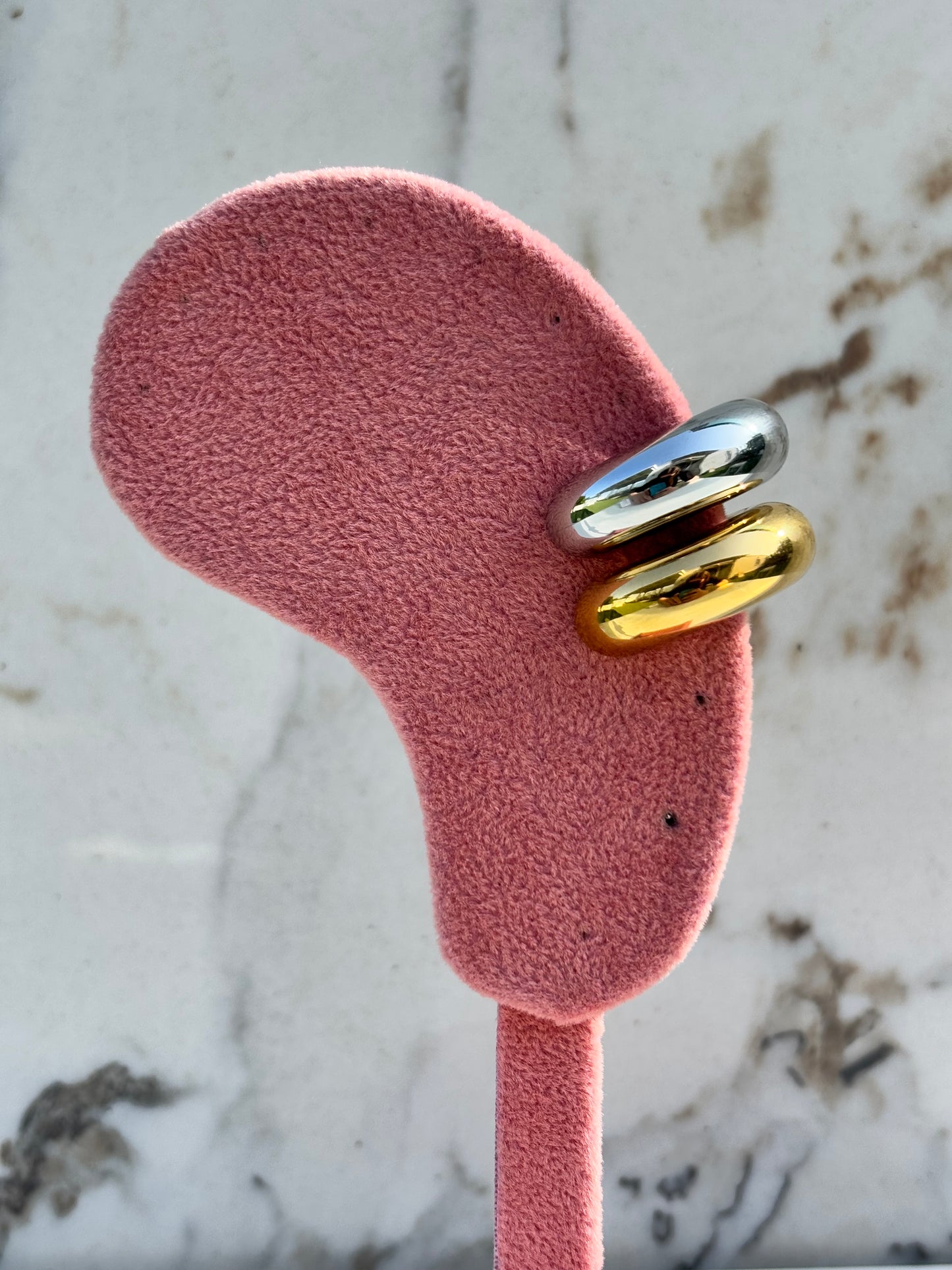 Earcuff BOMB